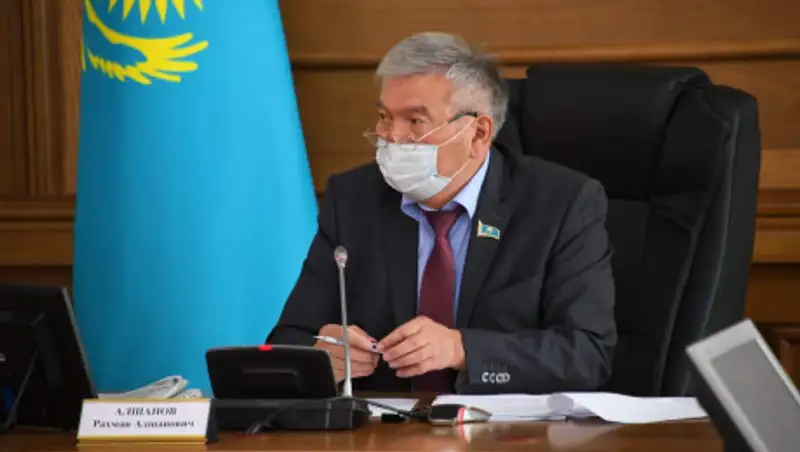 В Алматы обсудили Послание: ветераны, волонтеры, звезды, ученые выступили в поддержку инициатив