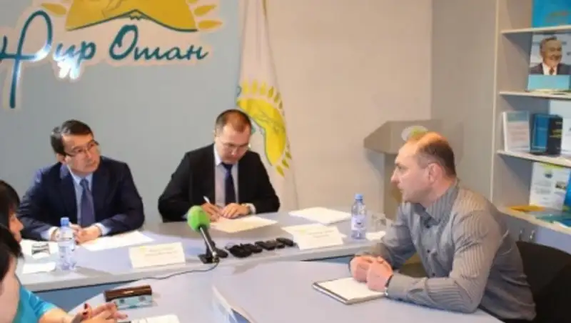 Вице-министр национальной экономики принял по личным вопросам жителей Семея