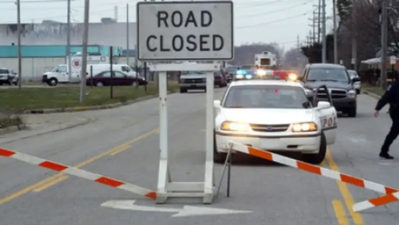 В США водитель устроила аварию со школьным автобусом из-за пролившегося напитка