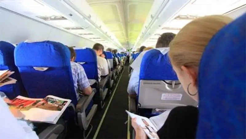 Аварийную посадку совершил в Костанае самолет из Минска