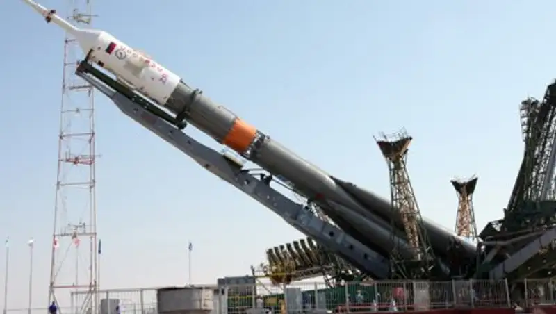 Космонавтов доставят на Байконур