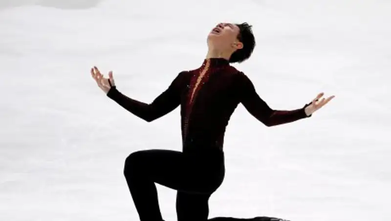 Акция в память о Денисе Тене прошла у посольства Казахстана в Москве