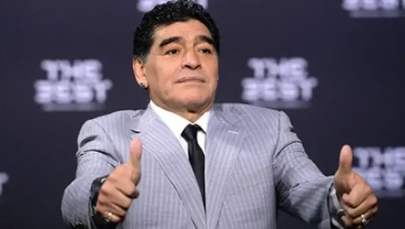 Марадона назвал себя фанатом Путина