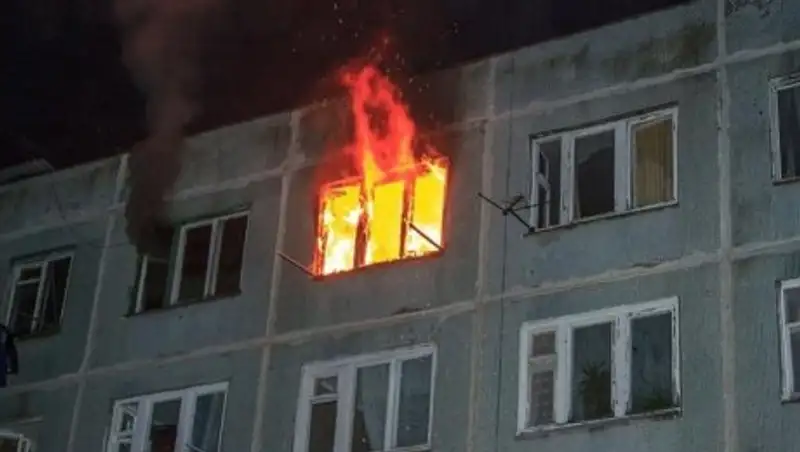 Мужчина зарезал мать и бабушку и пытался взорвать подъезд