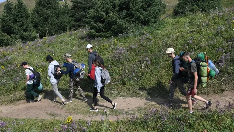 Топ-10 стран, из которых в Казахстан приезжают туристы