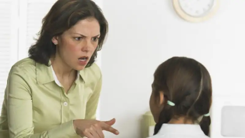 Президентов тоже били? Депутаты обсудили закон "О статусе педагога"