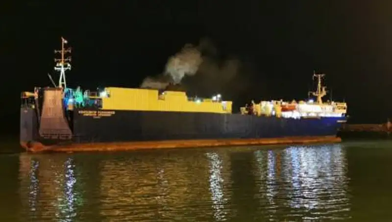 Между морскими портами Курык и Амирабад впервые заработала новая паромная линия