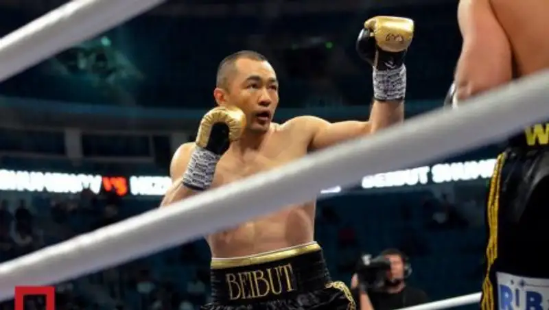 Асет Исекешев поздравил Бейбута Шуменова с успешным возвращением на ринг