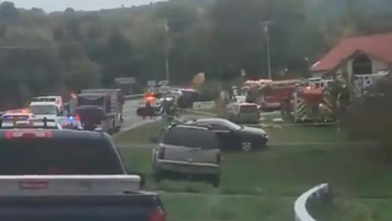 Двадцать человек погибли в жутком ДТП со свадебным лимузином