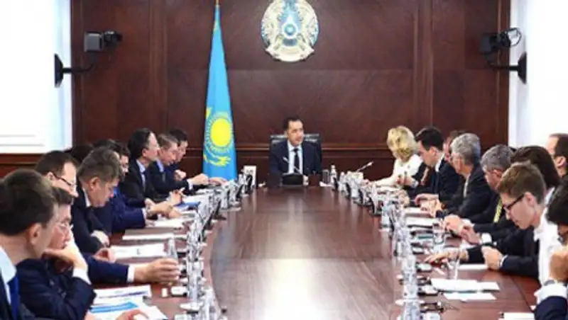 Премьер-министр РК провел заседание Совета по улучшению инвестклимата