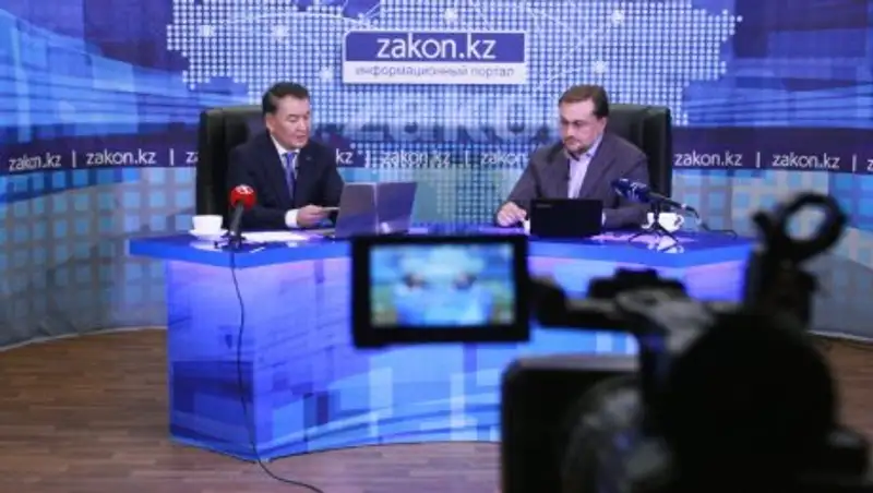 Запрет на внос в здания судов мобильных средств касается всех и пересмотрен не будет