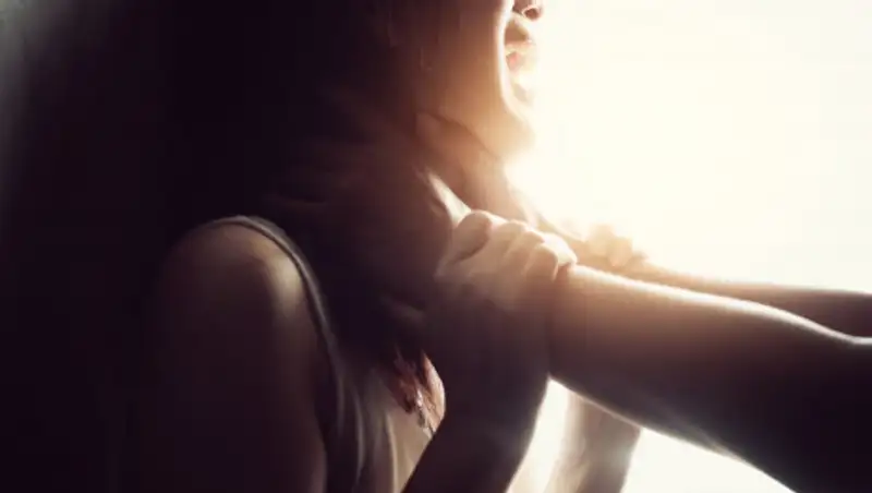 В Усть-Каменогорске ранее судимый мужчина изнасиловал вдову своего брата