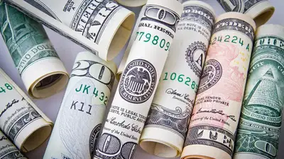 Фальшивые доллары сбывали в Мангистауской области, фото - Новости Zakon.kz от 25.09.2023 10:03