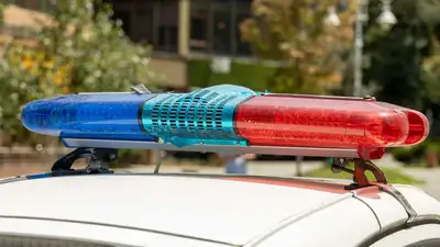 Полиция задержала в Атырау подозреваемого в хранении 1500 доз мефедрона, фото - Новости Zakon.kz от 26.07.2023 17:01