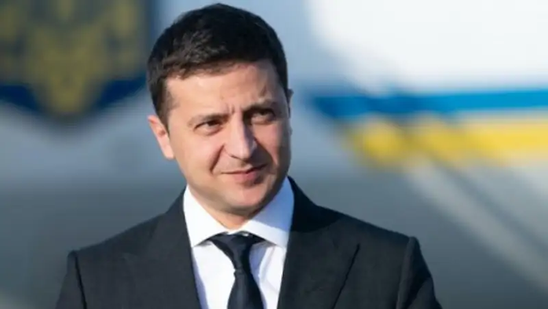 Зеленскому устроили "коридор позора"