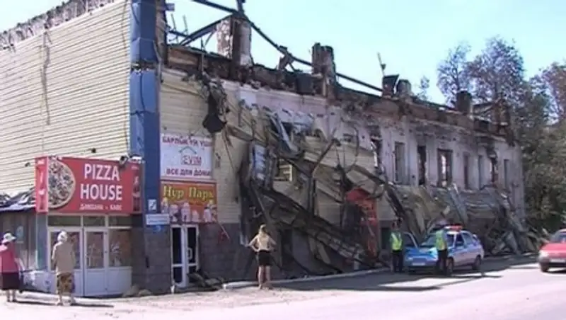 Пиццерия в Петропавловске могла сгореть из-за тополиного пуха