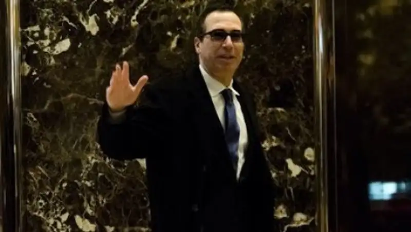 Мнучин утвержден в должности министра финансов США