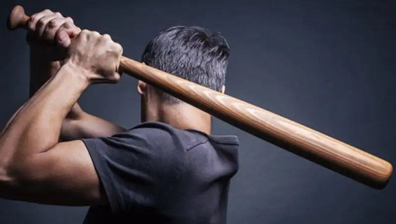 Подросток убил битой прохожего в Алматы