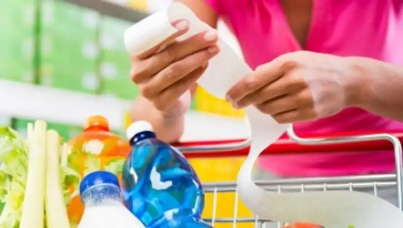 Для богатых казахстанцев продукты, товары и услуги стали дороже