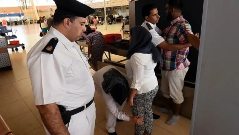 Газета Коммерсант: Россия может ввести запрет на полеты в потенциально опасные страны