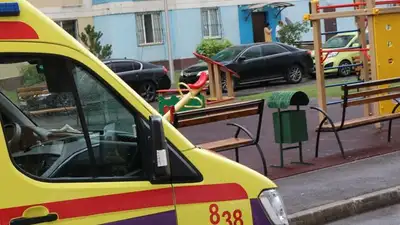 Подросток скончался в Актау после падения на него футбольных ворот , фото - Новости Zakon.kz от 16.06.2023 02:28