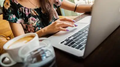 ноутбук, фото - Новости Zakon.kz от 05.12.2022 00:37