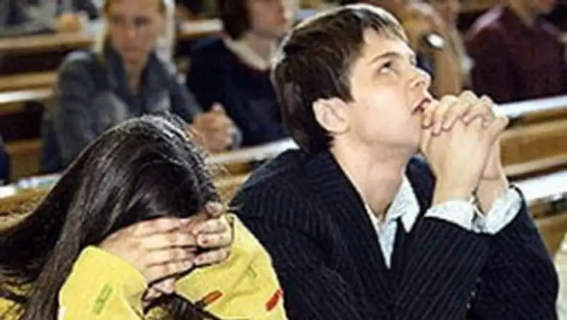 В Казахстане к сдаче ЕНТ-2014 готовятся 92 тыс выпускников – А.Саринжипов