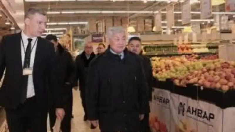 Бердыбек Сапарбаев проверил цены на продукты питания в преддверии праздников