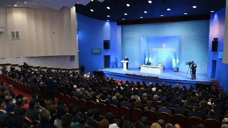 Президент предложил обновить генплан развития Семея