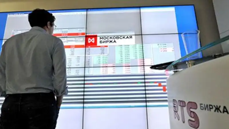 Учения близ границ Украины опустили индекс ММВБ до минимума за месяц