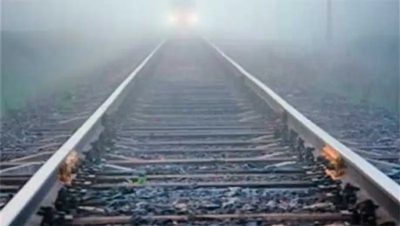 11-классница покончила с собой, бросившись под поезд в Актюбинской области