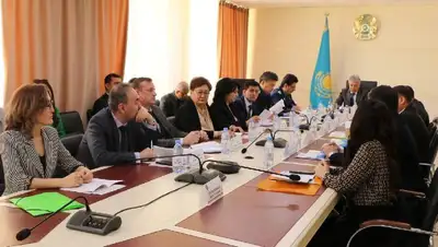 конференция, фото - Новости Zakon.kz от 18.04.2022 16:44