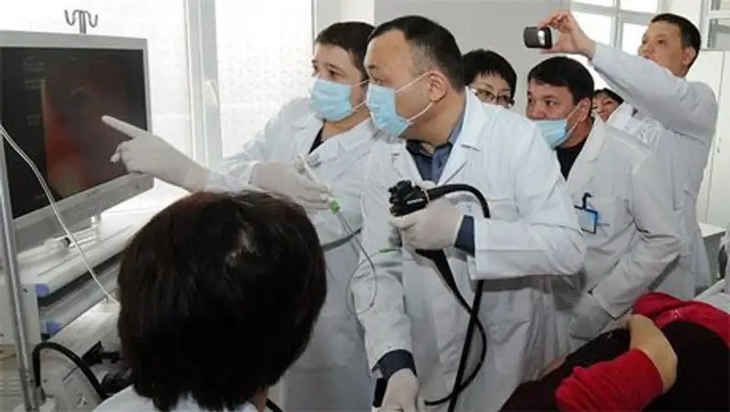 Таразские врачи отправились в отдаленные села региона