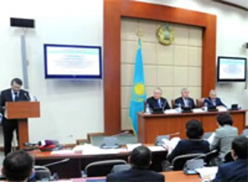 Министерство внутренних дел презентовало законопроект «О дорожном движении», фото - Новости Zakon.kz от 12.02.2013 23:54