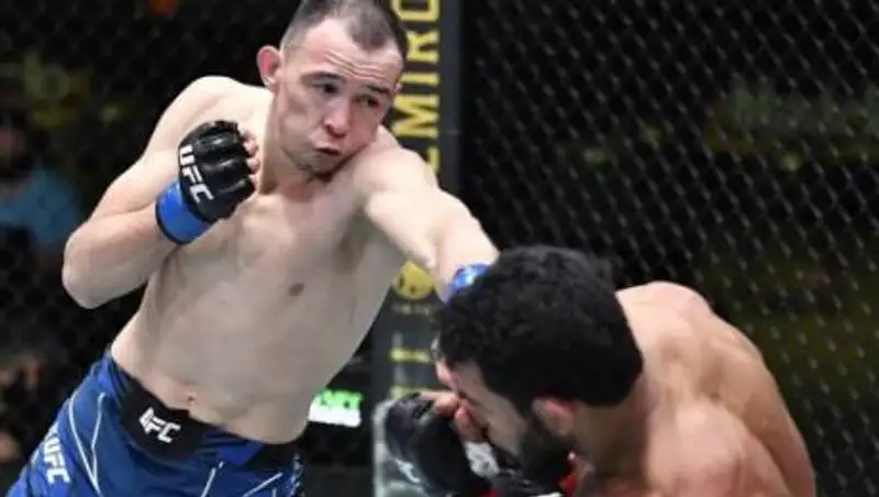 Казах из UFC "наказал" бразильца за неуважение к Казахстану. Видео