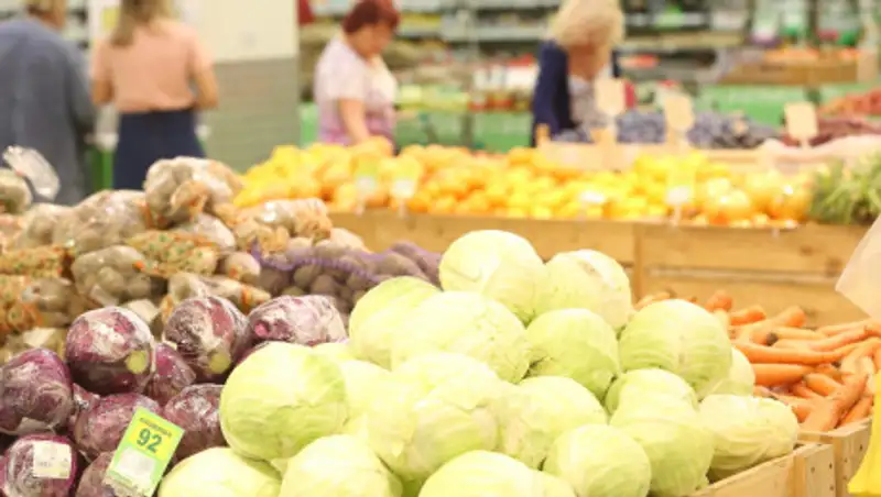 Несколько семей согласились попробовать прожить на тысячу тенге в день