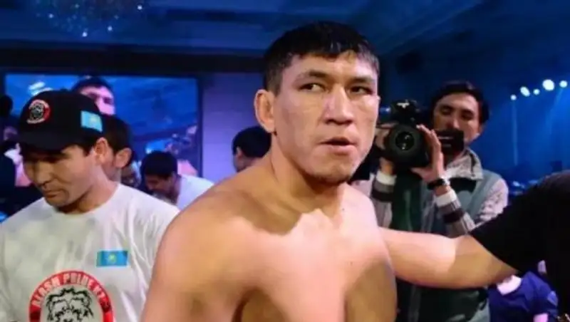 Хамитов высказался о первом поражении Головкина