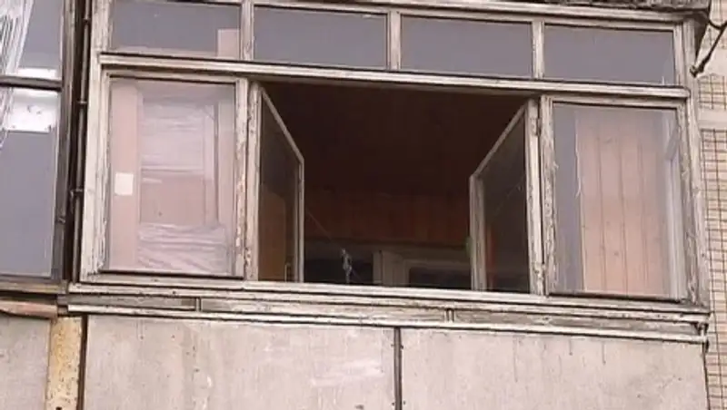 В одной из областей России нашли мертвого ребенка, несколько месяцев лежавшего на балконе