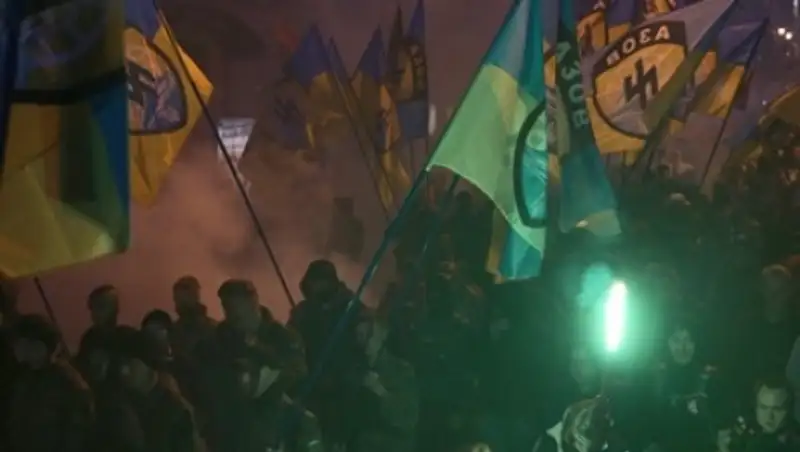 Украинские националисты устроили шествие по случаю дня рождения Бандеры