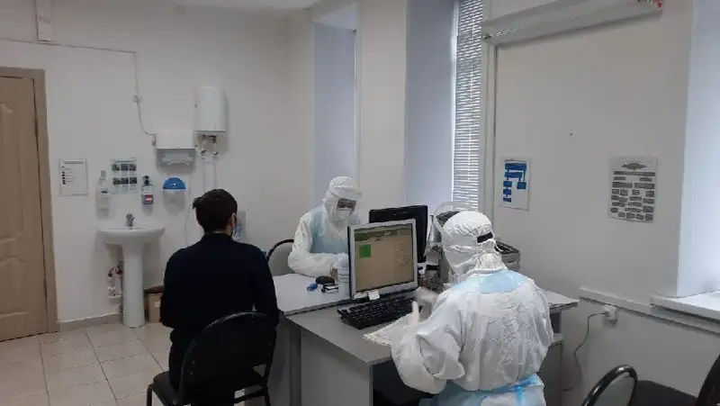 Около трех тысяч обращений по COVID-19 в январе поступило в поликлинику Кокшетау