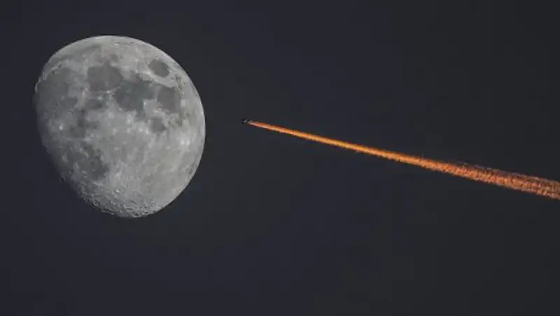 Названа вероятная цена, по которой космические туристы смогут облететь Луну