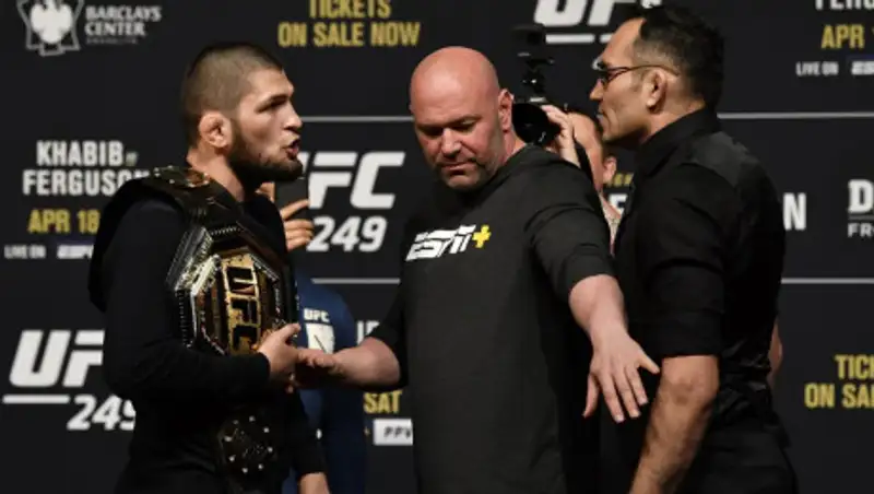 Злополучный турнир UFC, намечавшийся на 18 апреля, отменен