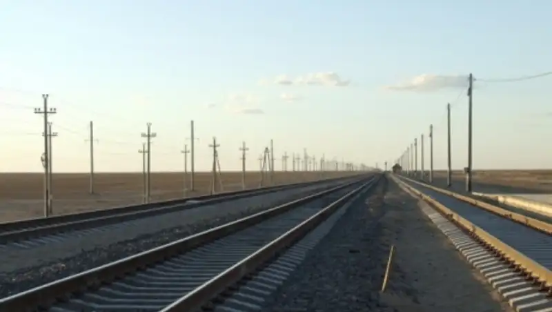 Казахстан и Иран ведут переговоры по вопросу единого тарифообразования на новой ж/д