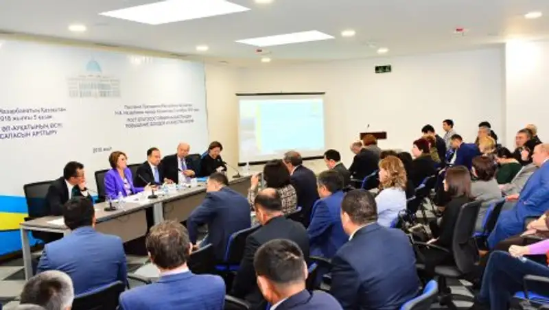 В Акмолинской области депутаты Сената Парламента обсудили развитие туристкого потенциала страны