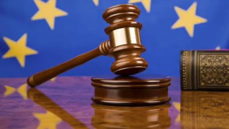 ЕСПЧ требует освободить Навального