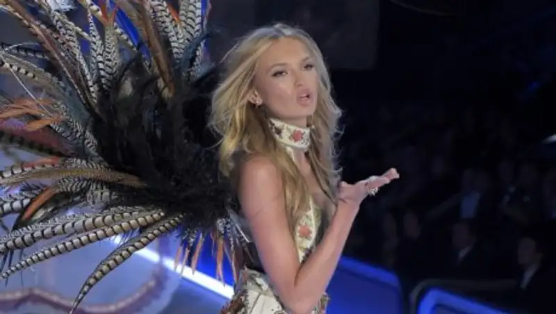 Самое соблазнительное шоу в мире: показ женского белья Victoria’s Secret
