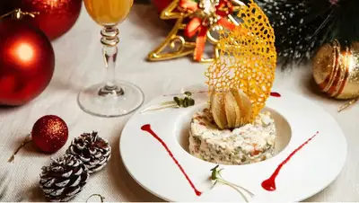 Гороскоп, новогодний стол, Новый год, 2023, салат, знаки зодиака , фото - Новости Zakon.kz от 01.12.2022 09:59