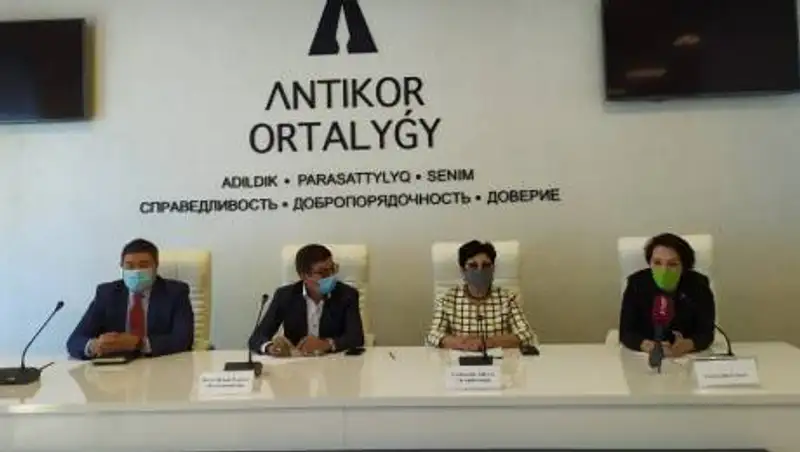 В Алматы 1019 планшетов для дистанционного обучения оказались бракованными