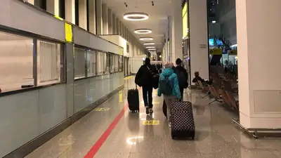 Почти 20 рейсов задерживаются из-за непогоды в аэропорту Астаны