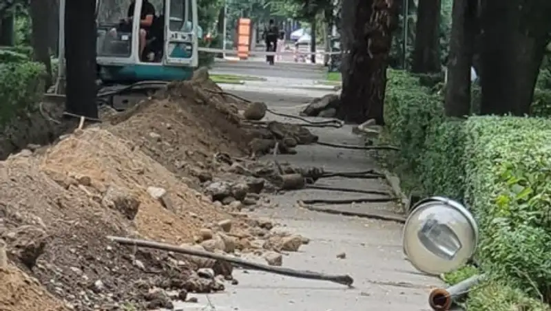 Почему "разгромили" парк Панфиловцев, рассказали в акимате Алматы